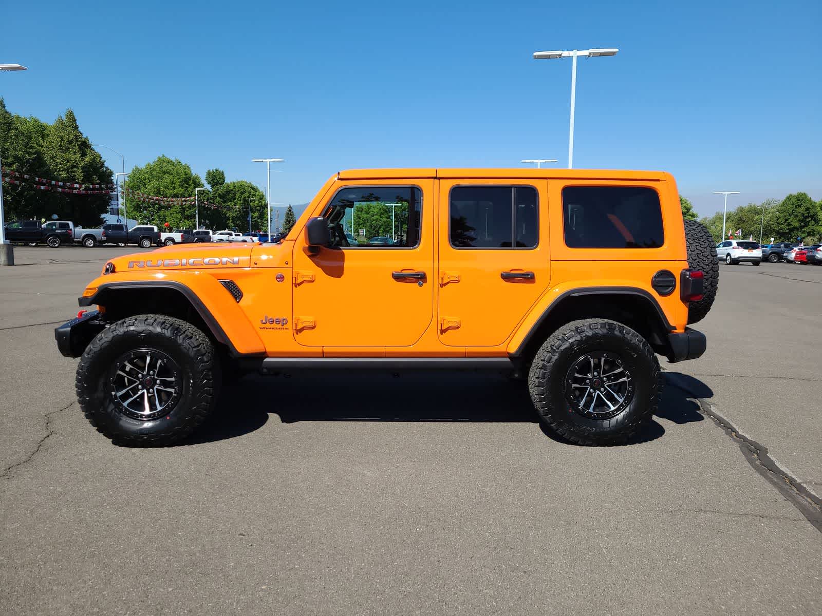 Thumbnail: 2025 Jeep Wrangler - 11