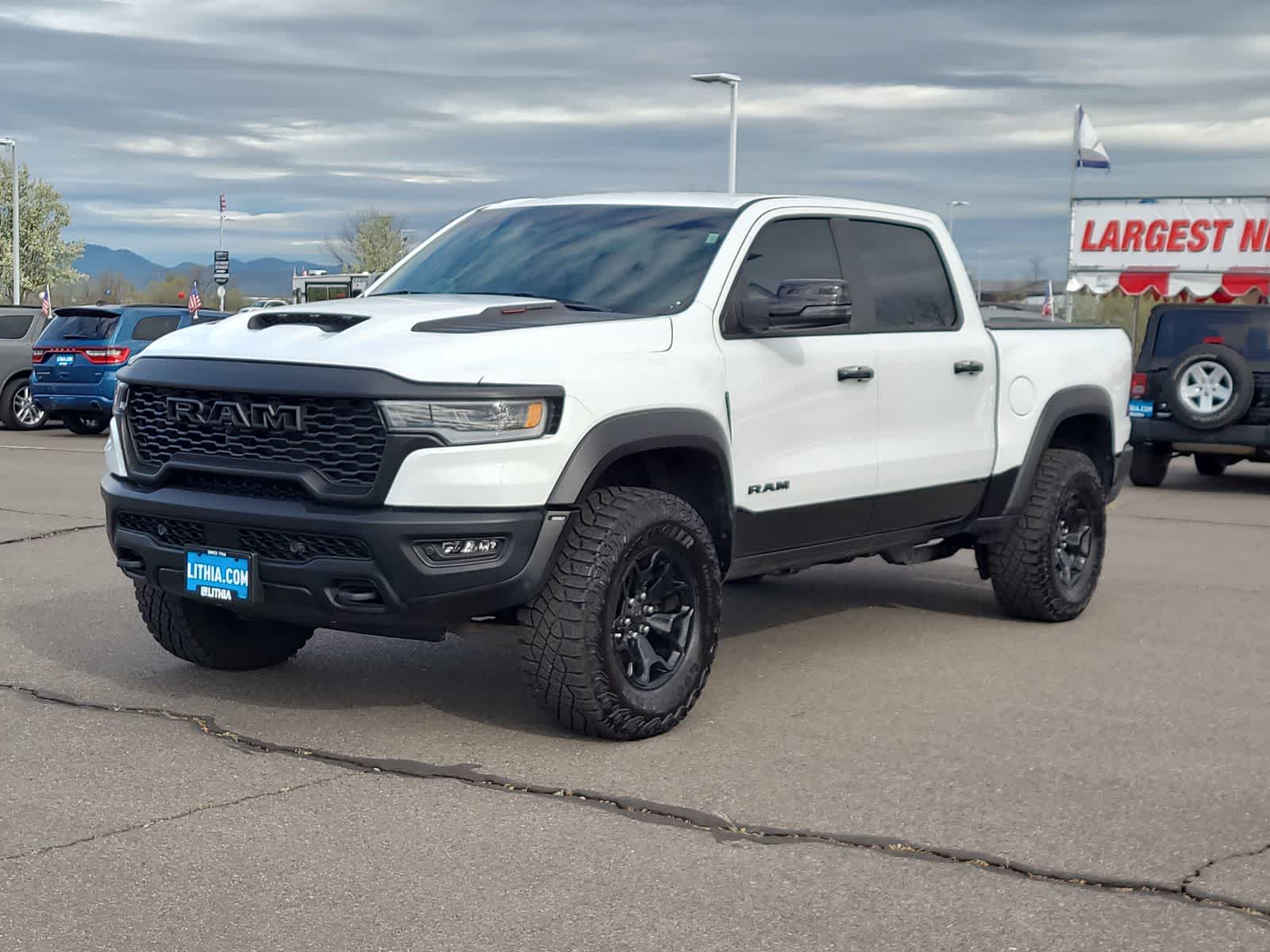 Thumbnail: 2025 RAM 1500 - 1