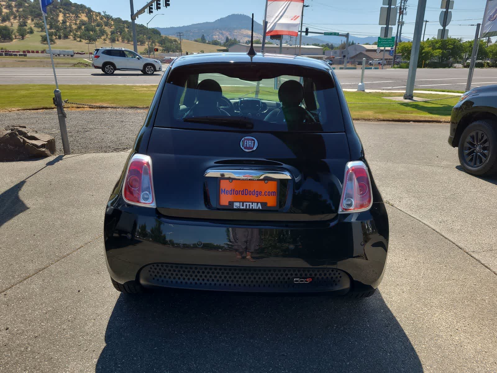 Thumbnail: 2019 Fiat 500e - 13