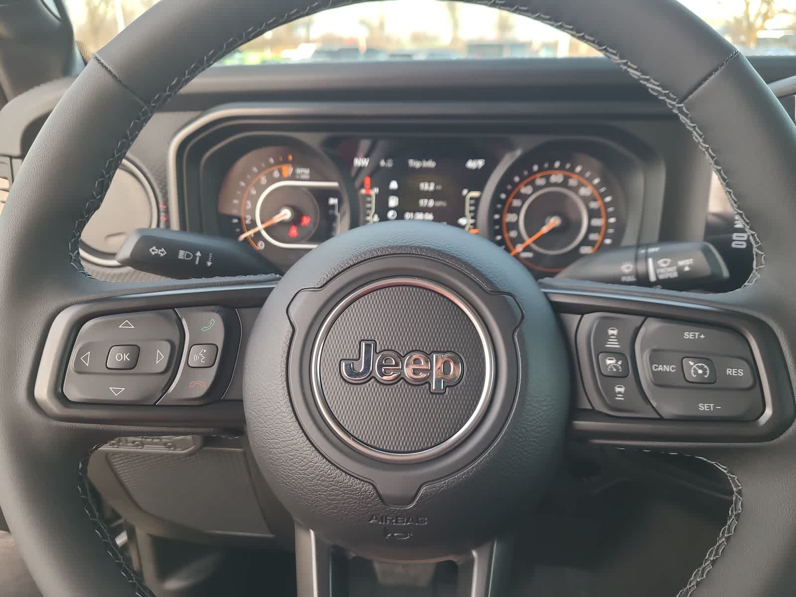 Thumbnail: 2026 Jeep Gladiator - 23