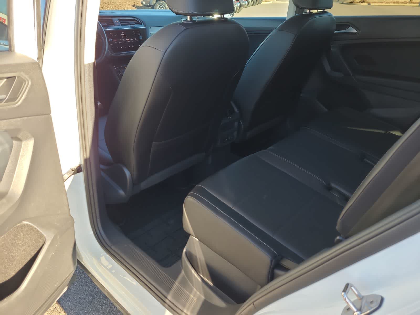 Thumbnail: 2019 Volkswagen Tiguan - 20