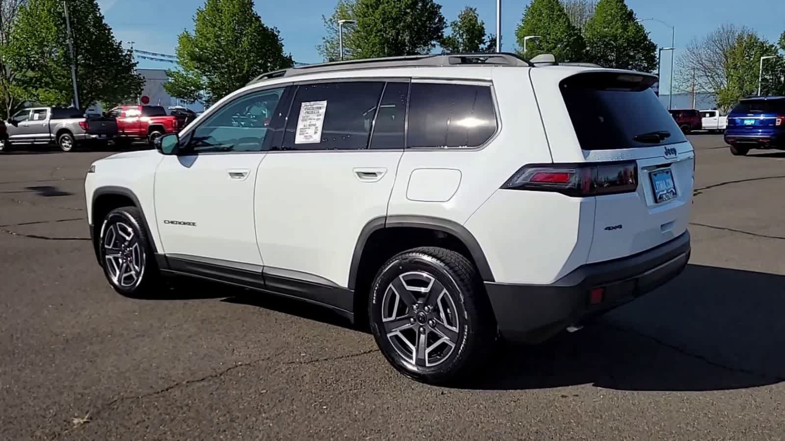 Thumbnail: 2026 Jeep Cherokee - 6