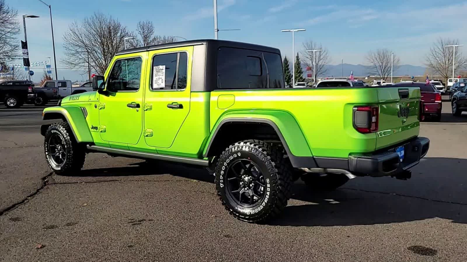 Thumbnail: 2026 Jeep Gladiator - 6