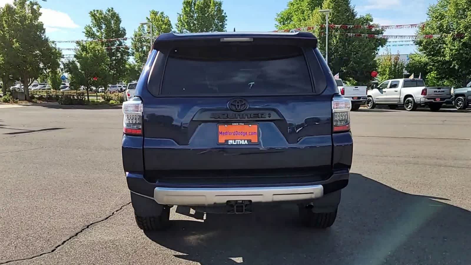 Thumbnail: 2021 Toyota 4Runner - 7