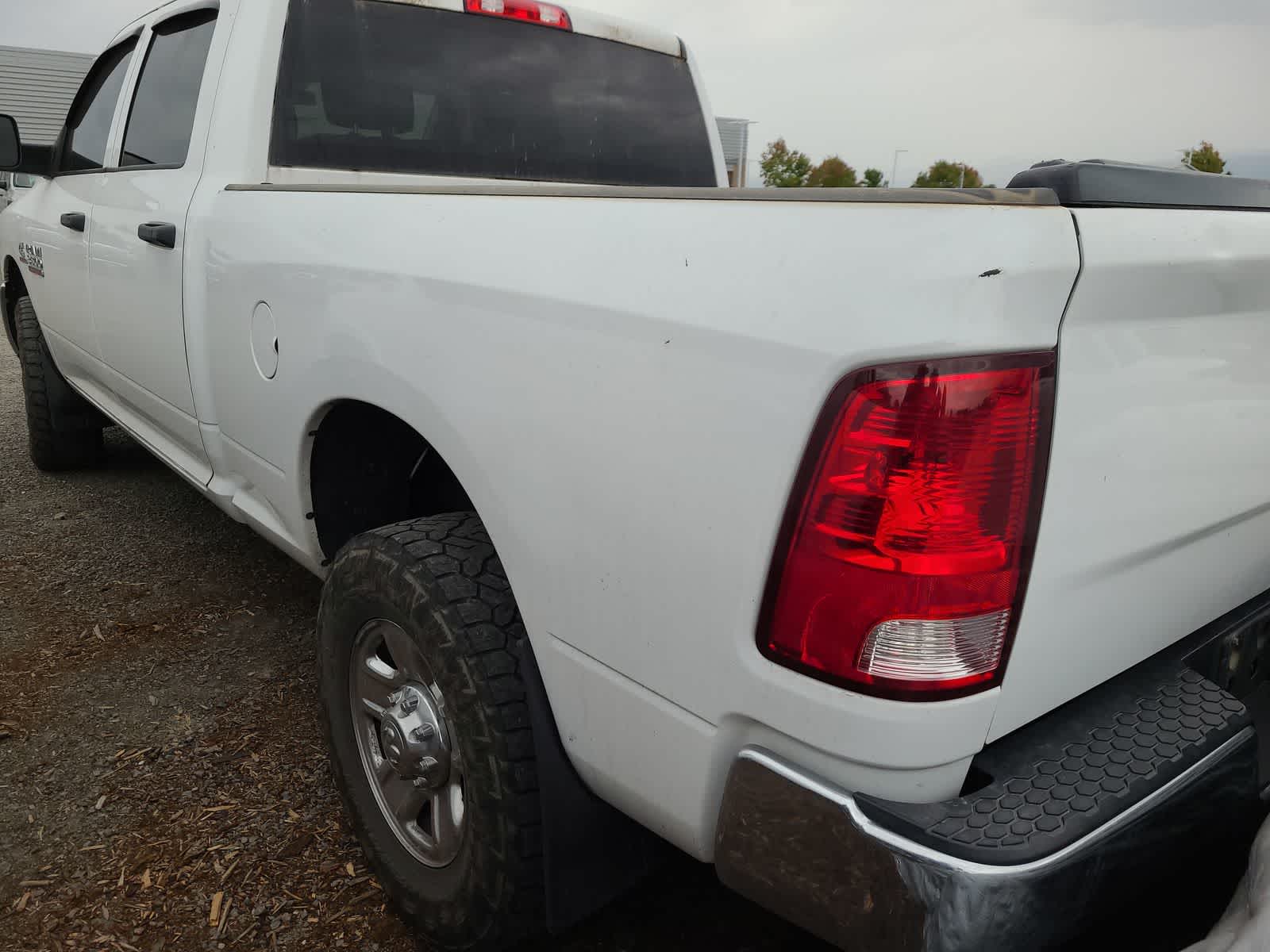 2018 Ram 3500 ST photo 3