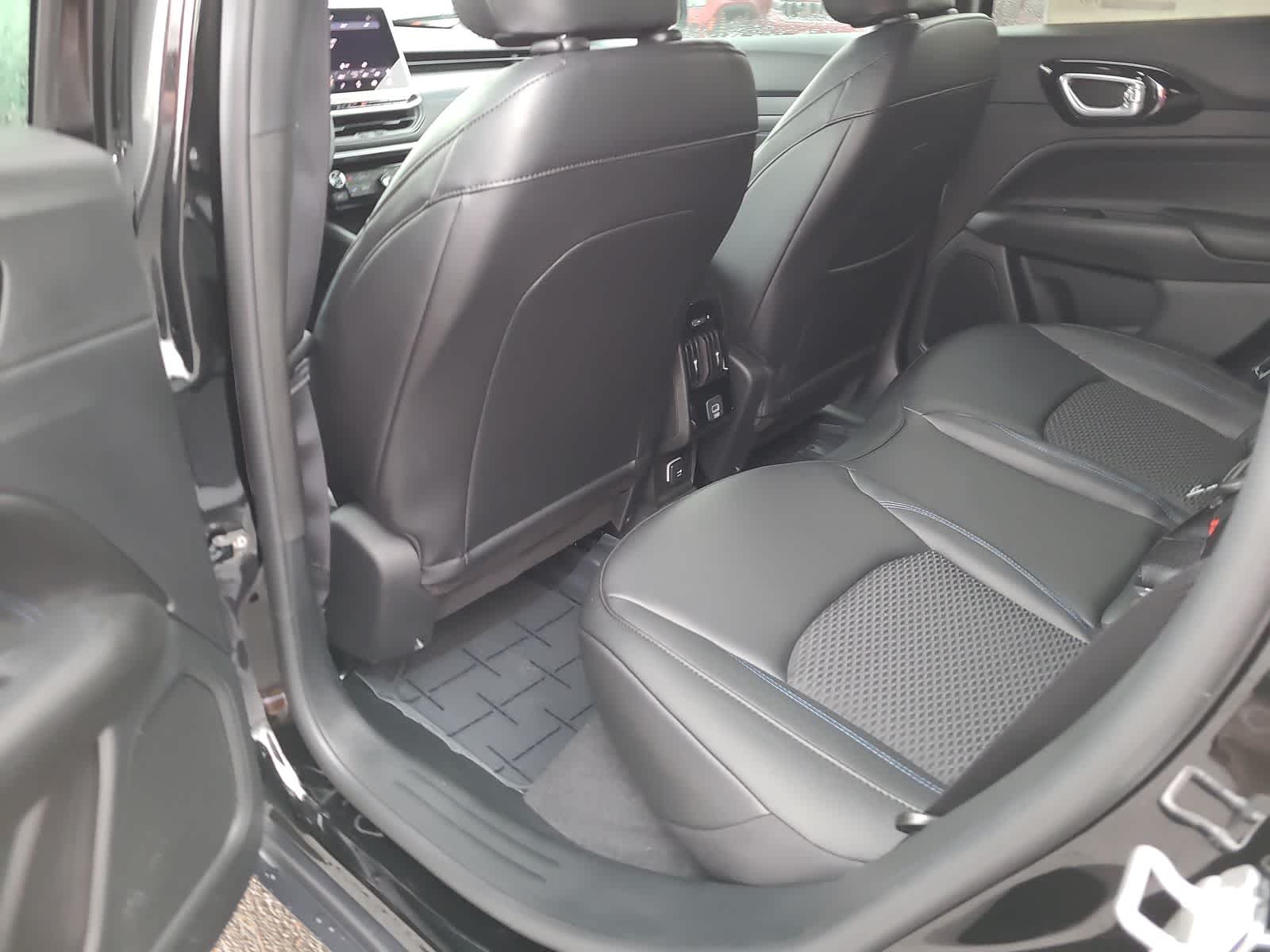 Thumbnail: 2026 Jeep Compass - 20