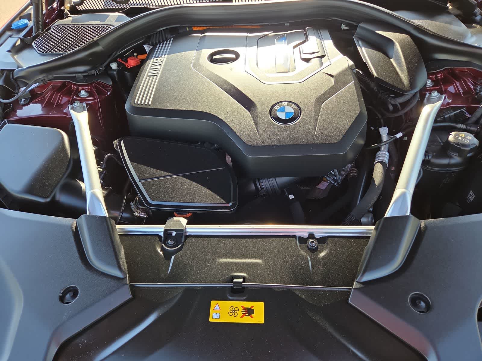 Thumbnail: 2023 BMW 5 Series - 17