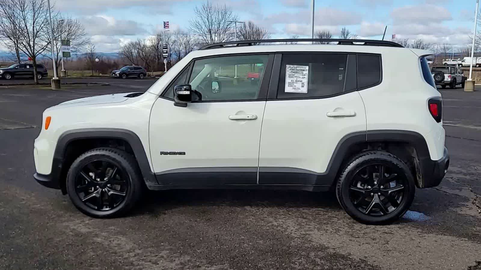 Thumbnail: 2023 Jeep Renegade - 5
