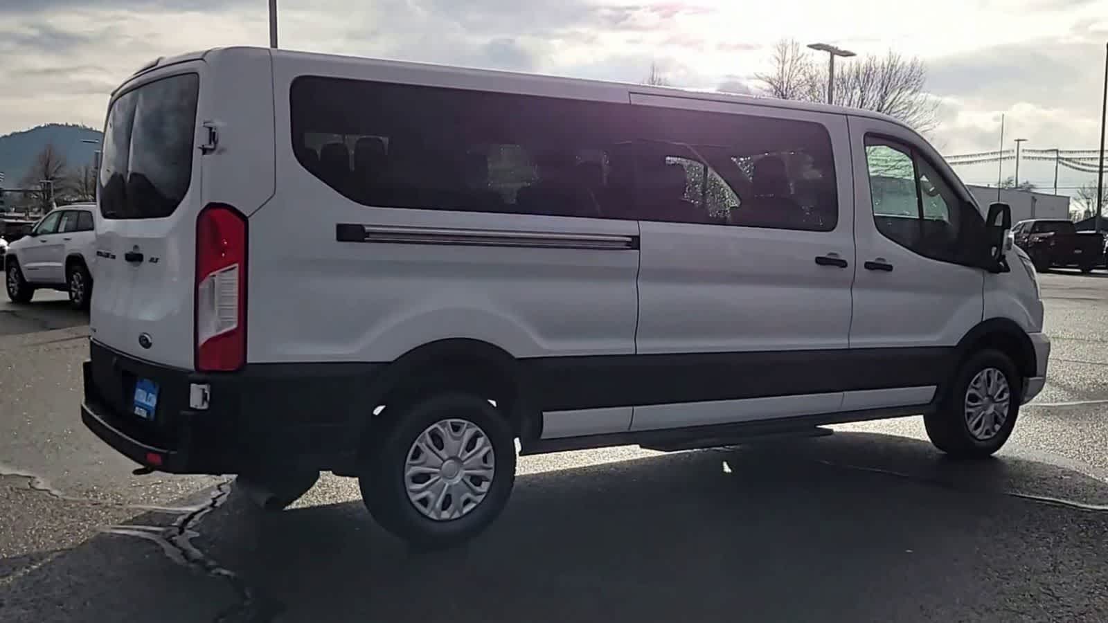 Thumbnail: 2023 Ford Econoline - 8