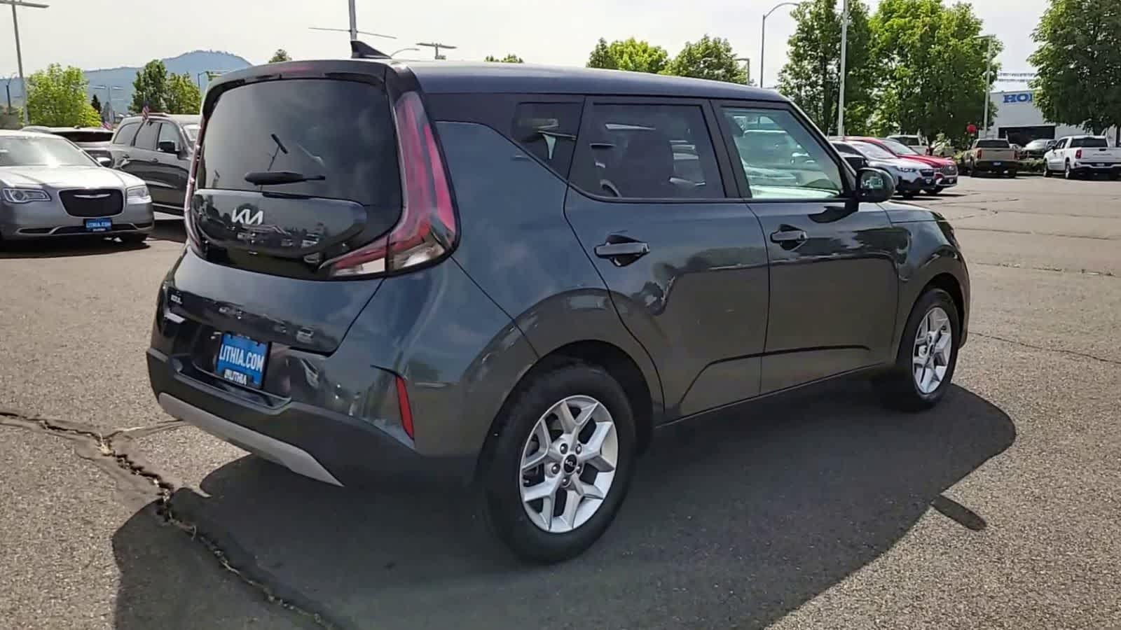 Thumbnail: 2023 Kia Soul - 8