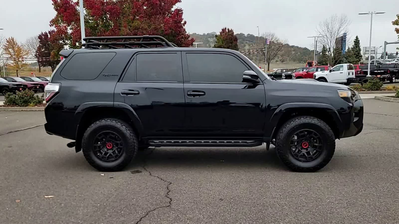 Thumbnail: 2023 Toyota 4Runner - 9