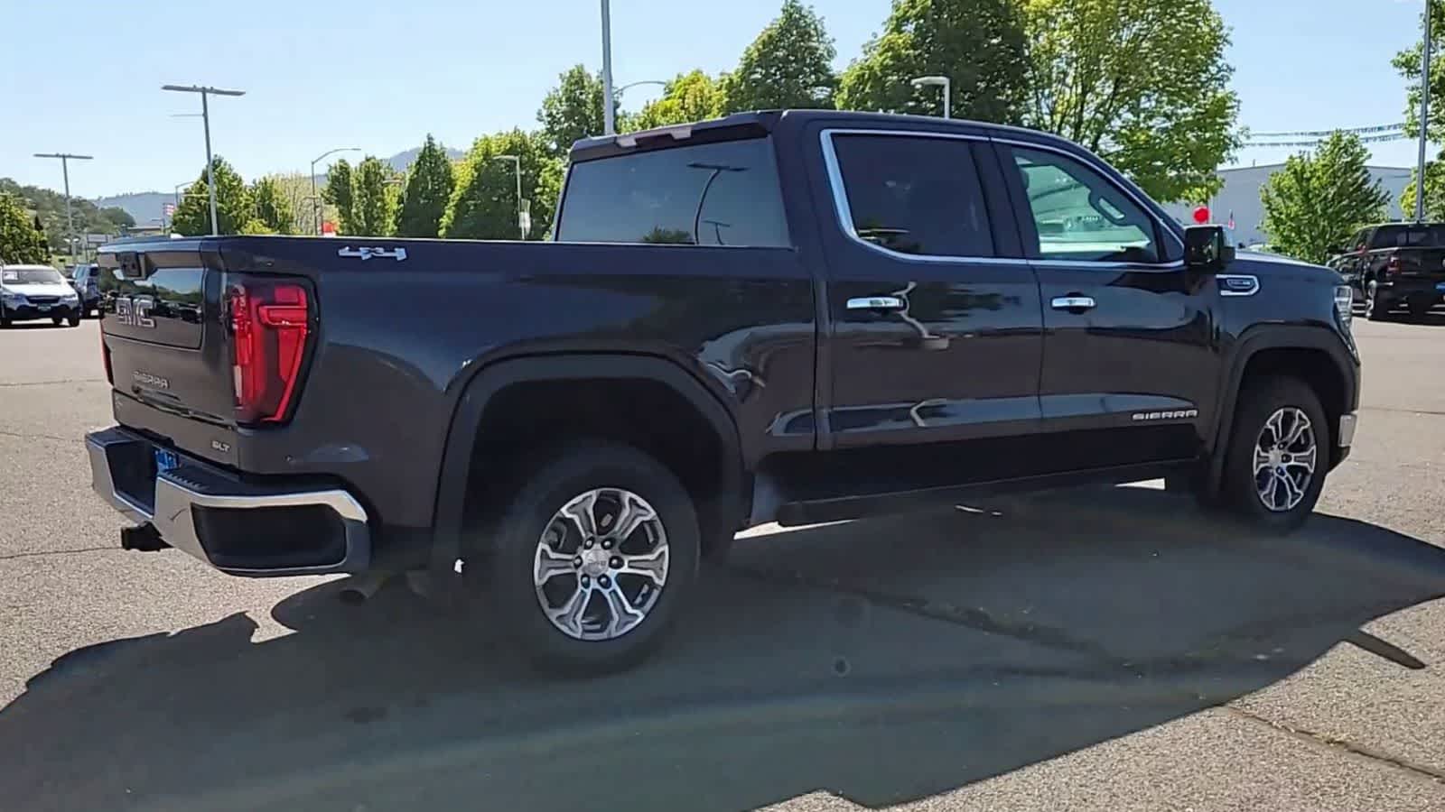 Thumbnail: 2025 GMC Sierra 1500 - 8