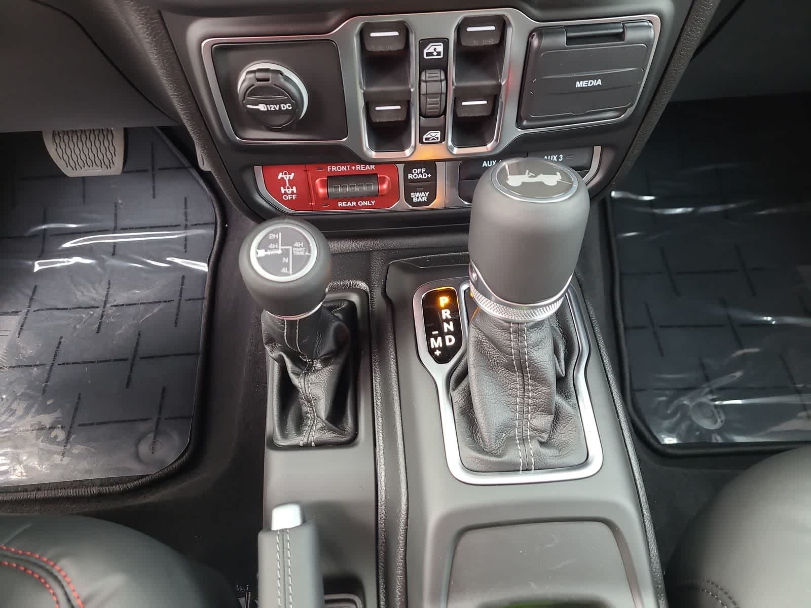 Thumbnail: 2026 Jeep Wrangler - 25