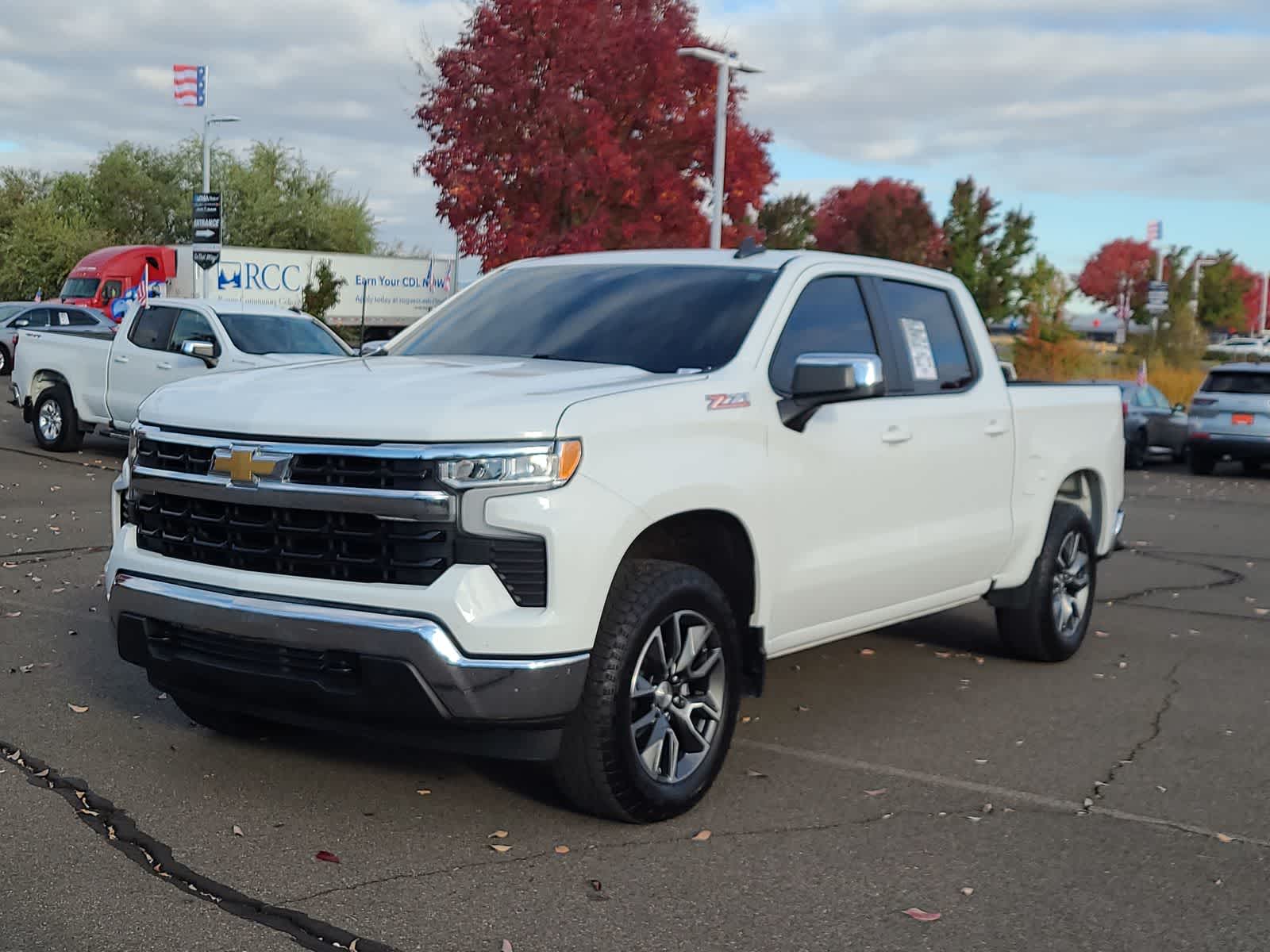 2024 Chevrolet Silverado 1500 LT -
                  Medford, OR