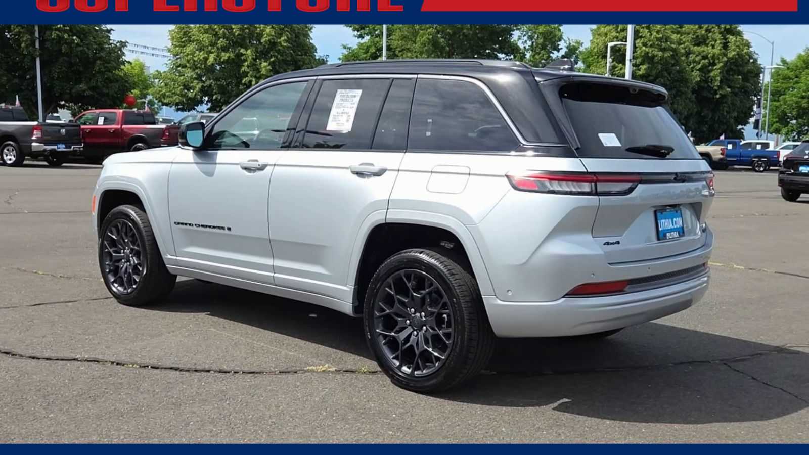 Thumbnail: 2026 Jeep Grand Cherokee - 6