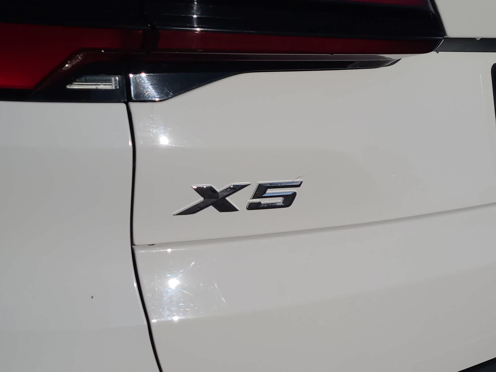 Thumbnail: 2024 BMW X5 - 15