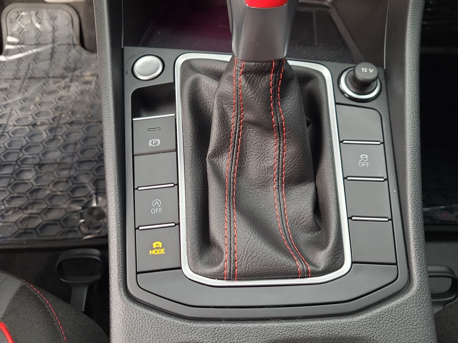 Thumbnail: 2024 Volkswagen Jetta - 25