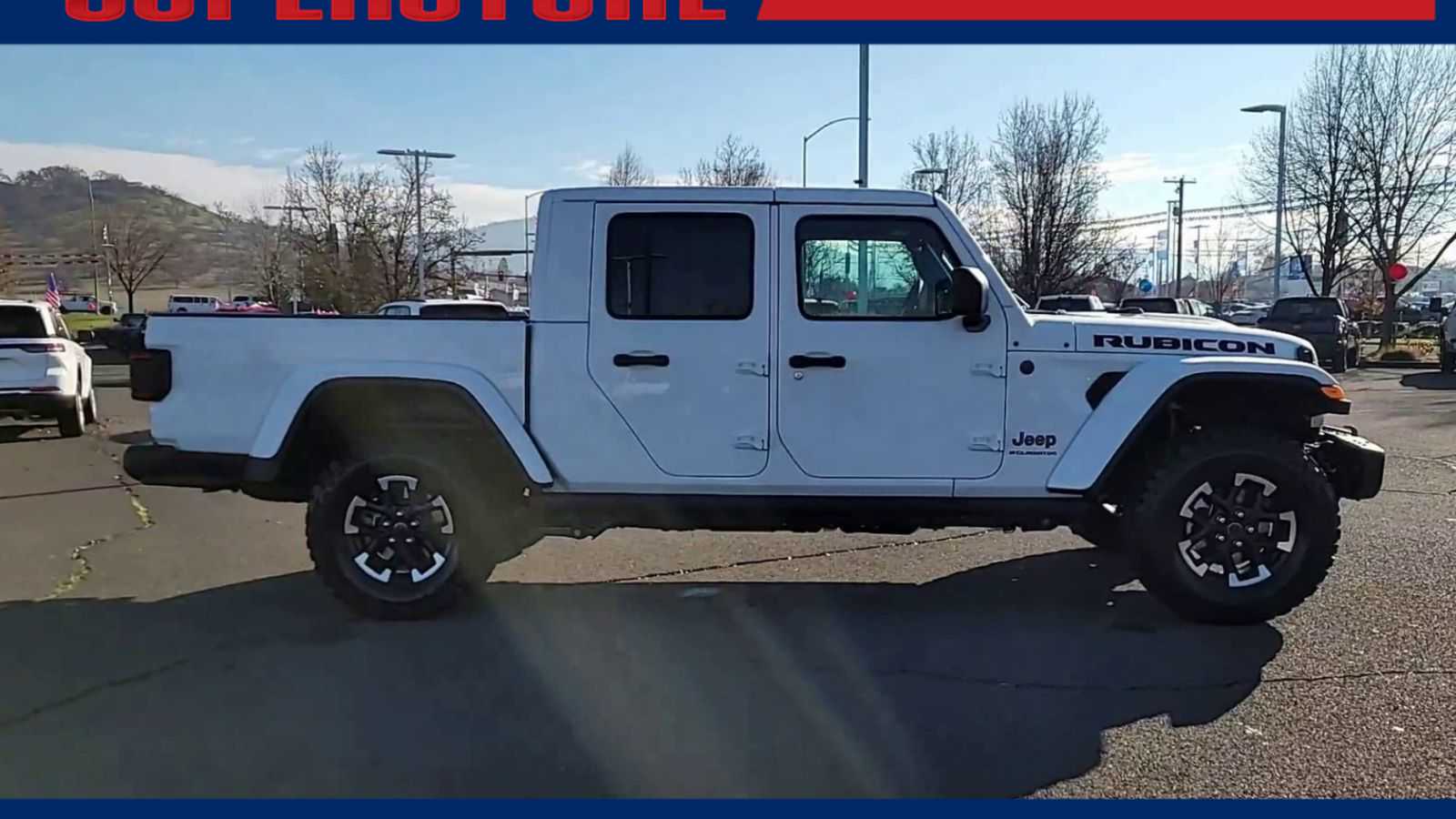 Thumbnail: 2026 Jeep Gladiator - 9