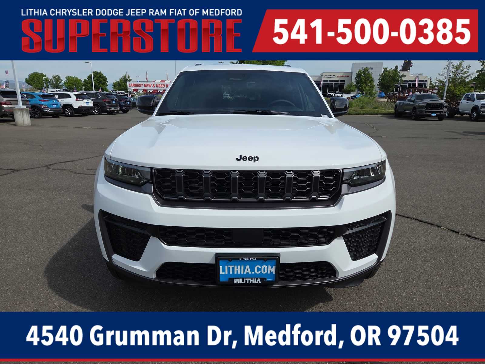Thumbnail: 2026 Jeep Grand Cherokee - 14