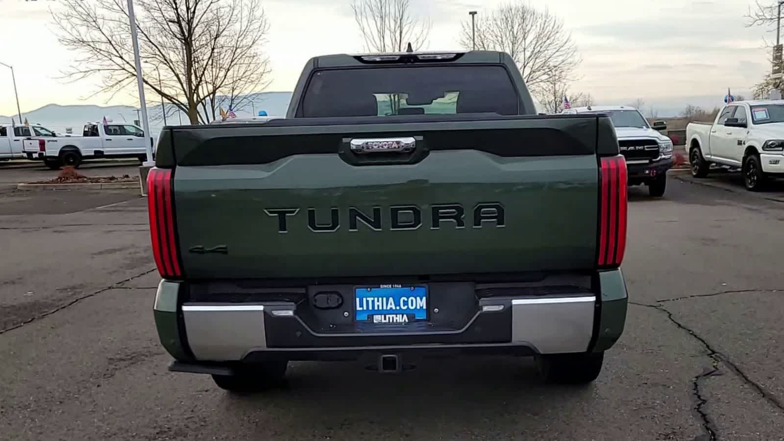 Thumbnail: 2022 Toyota Tundra - 7