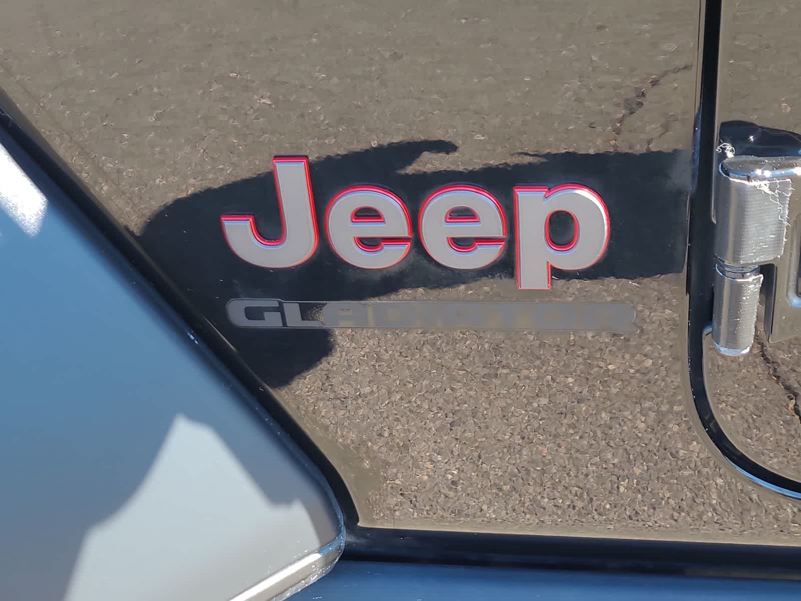 Thumbnail: 2021 Jeep Gladiator - 15