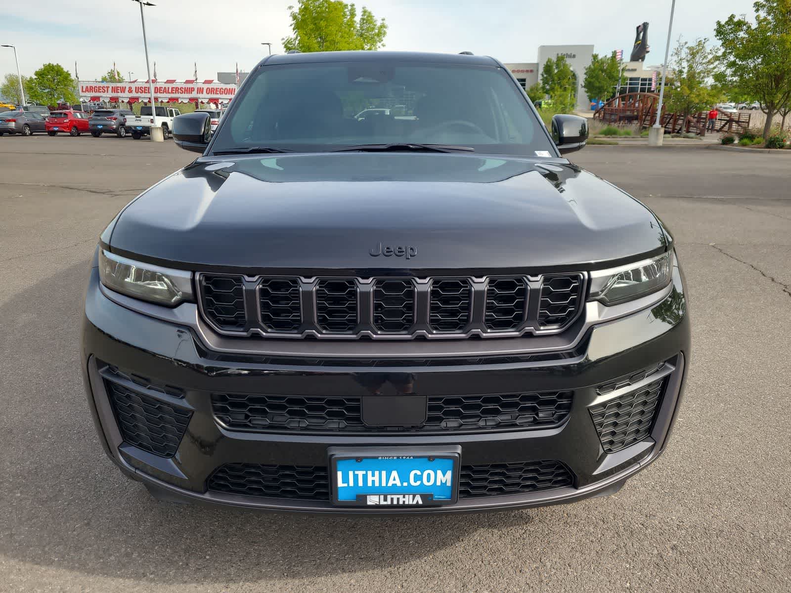 Thumbnail: 2026 Jeep Grand Cherokee - 14