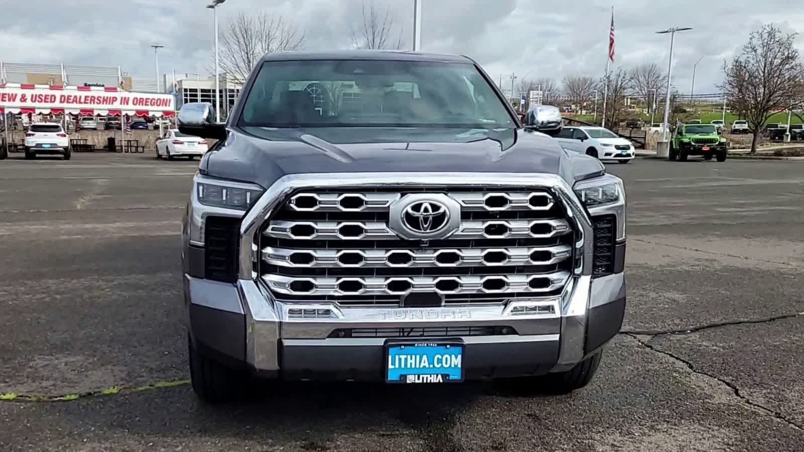 Thumbnail: 2025 Toyota Tundra - 3