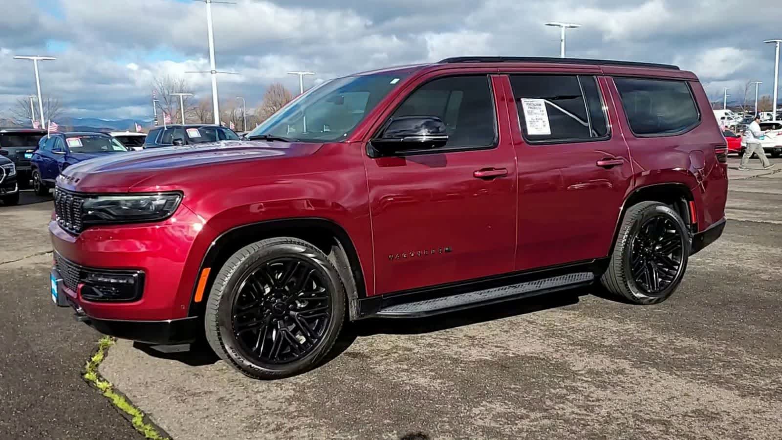 Thumbnail: 2024 Jeep Wagoneer - 4