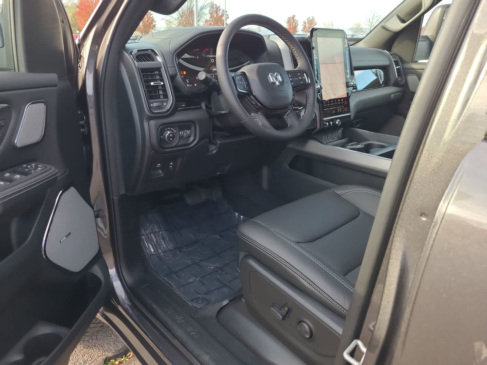 Thumbnail: 2026 RAM 1500 - 10