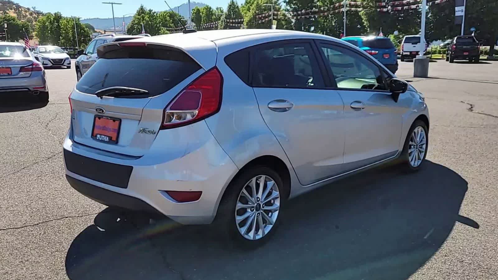 Thumbnail: 2014 Ford Fiesta - 8