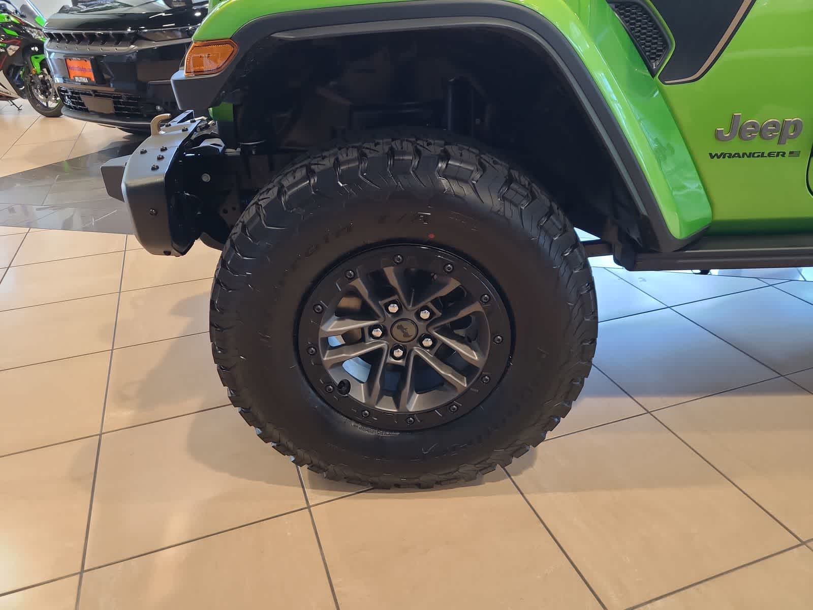 Thumbnail: 2025 Jeep Wrangler - 16