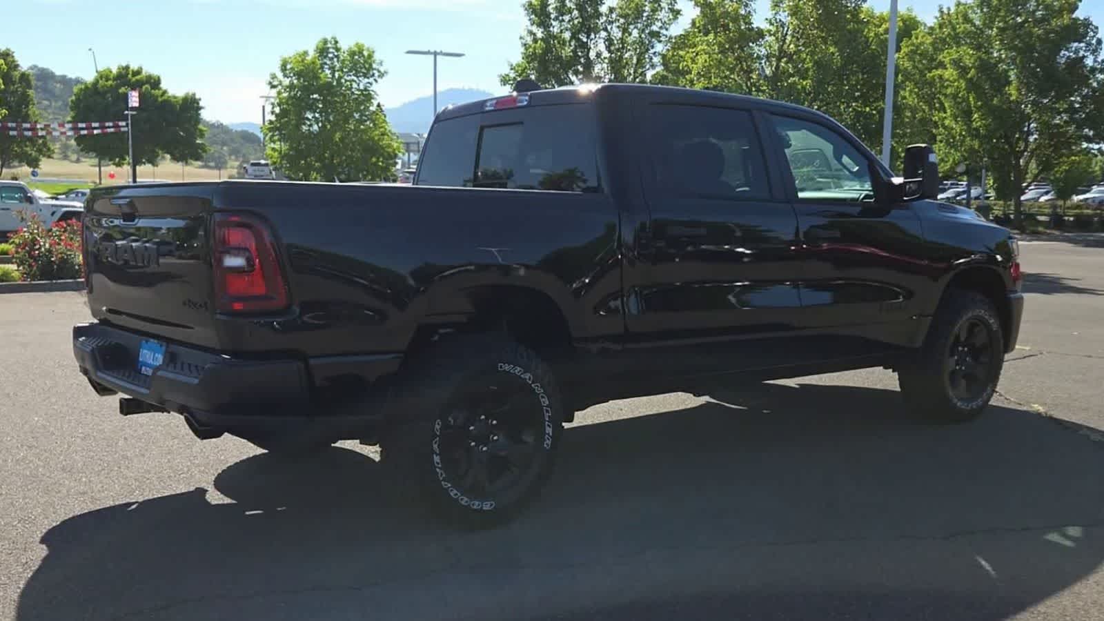 Thumbnail: 2026 RAM 1500 - 8