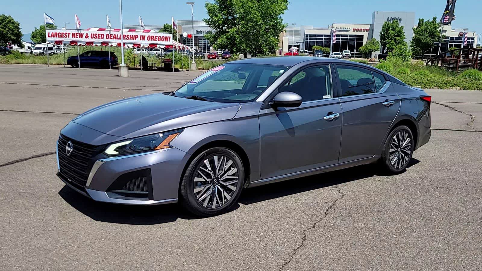 2023 Nissan Altima SV 4