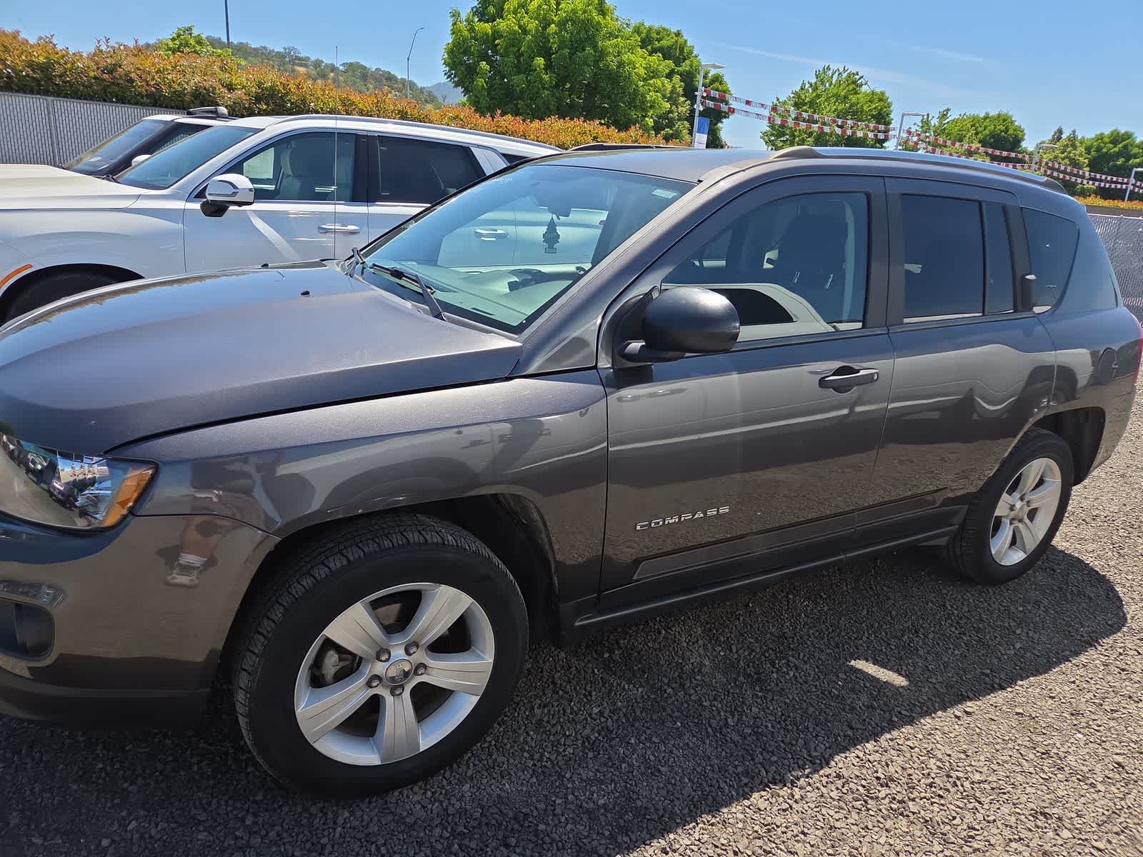 Thumbnail: 2014 Jeep Compass - 2