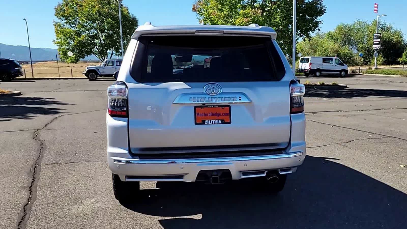 Thumbnail: 2022 Toyota 4Runner - 7