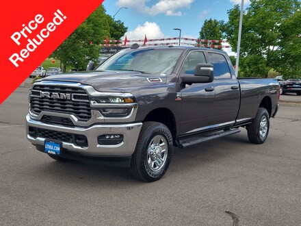 2025 Ram 2500 TRADESMAN CREW CAB 4X4 8' BOX Pickup