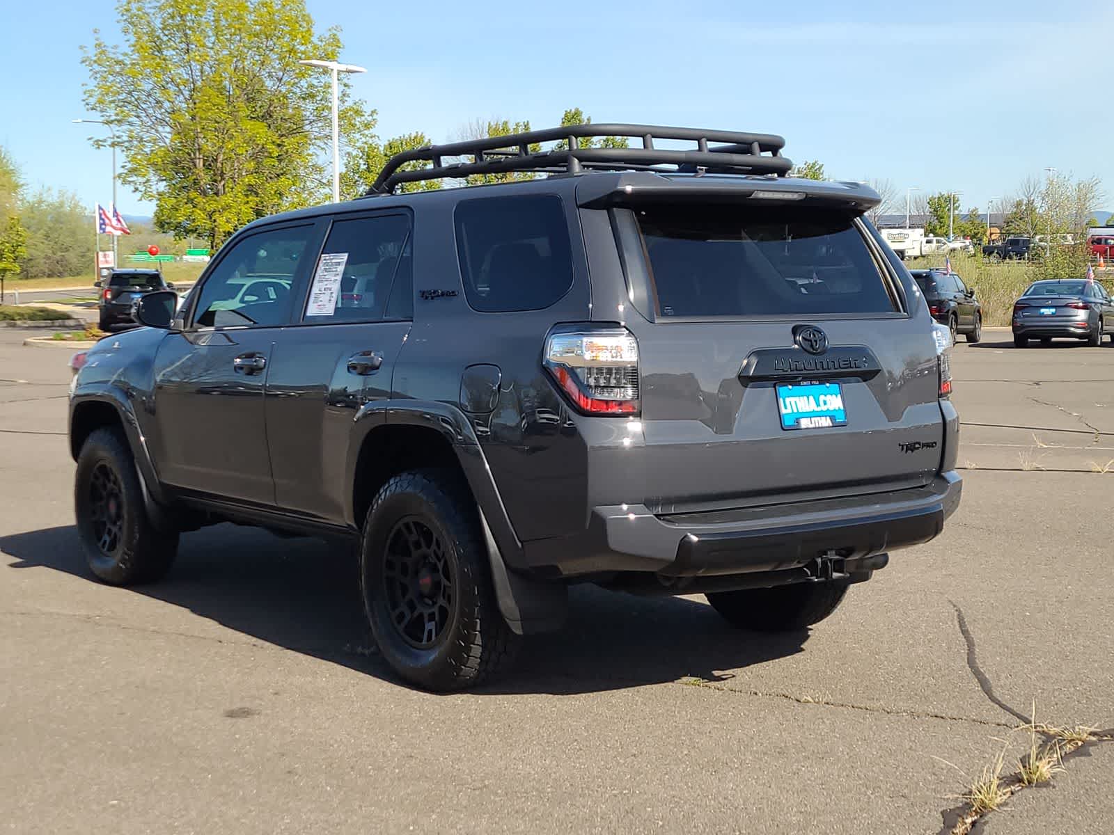 Thumbnail: 2024 Toyota 4Runner - 12