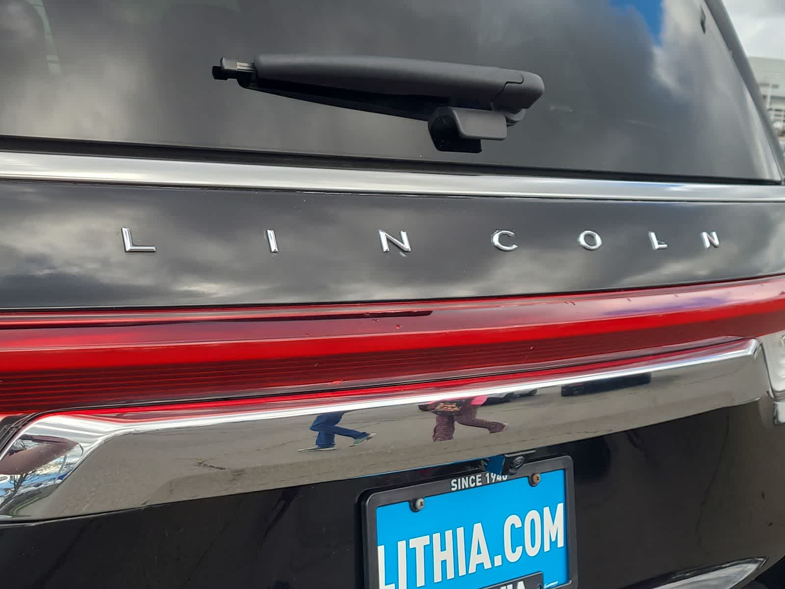 Thumbnail: 2023 Lincoln Navigator - 15