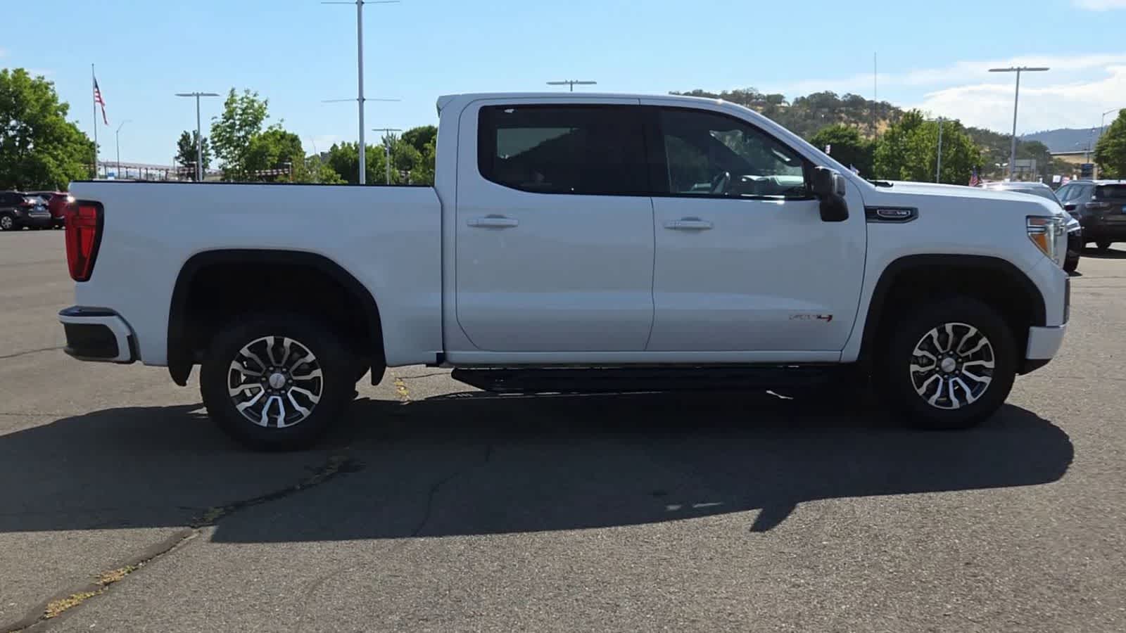 2021 GMC Sierra 1500 AT4 - Photo 9
