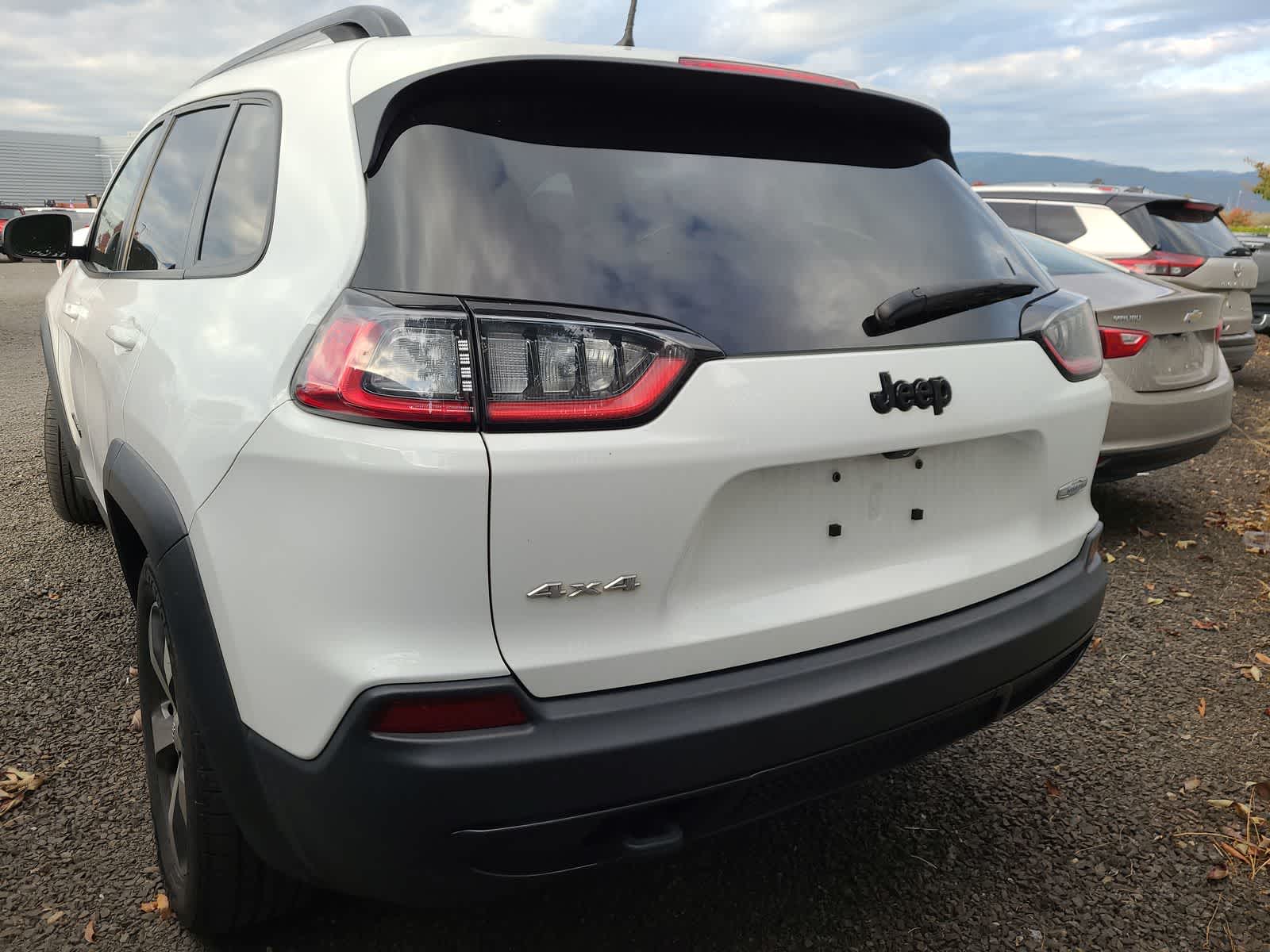 Thumbnail: 2020 Jeep Cherokee - 4