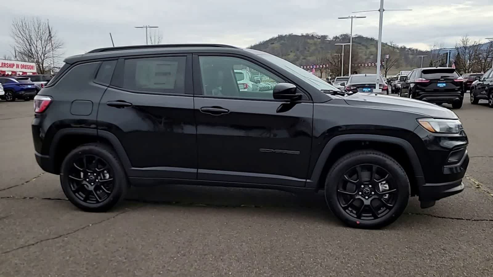 Thumbnail: 2026 Jeep Compass - 9