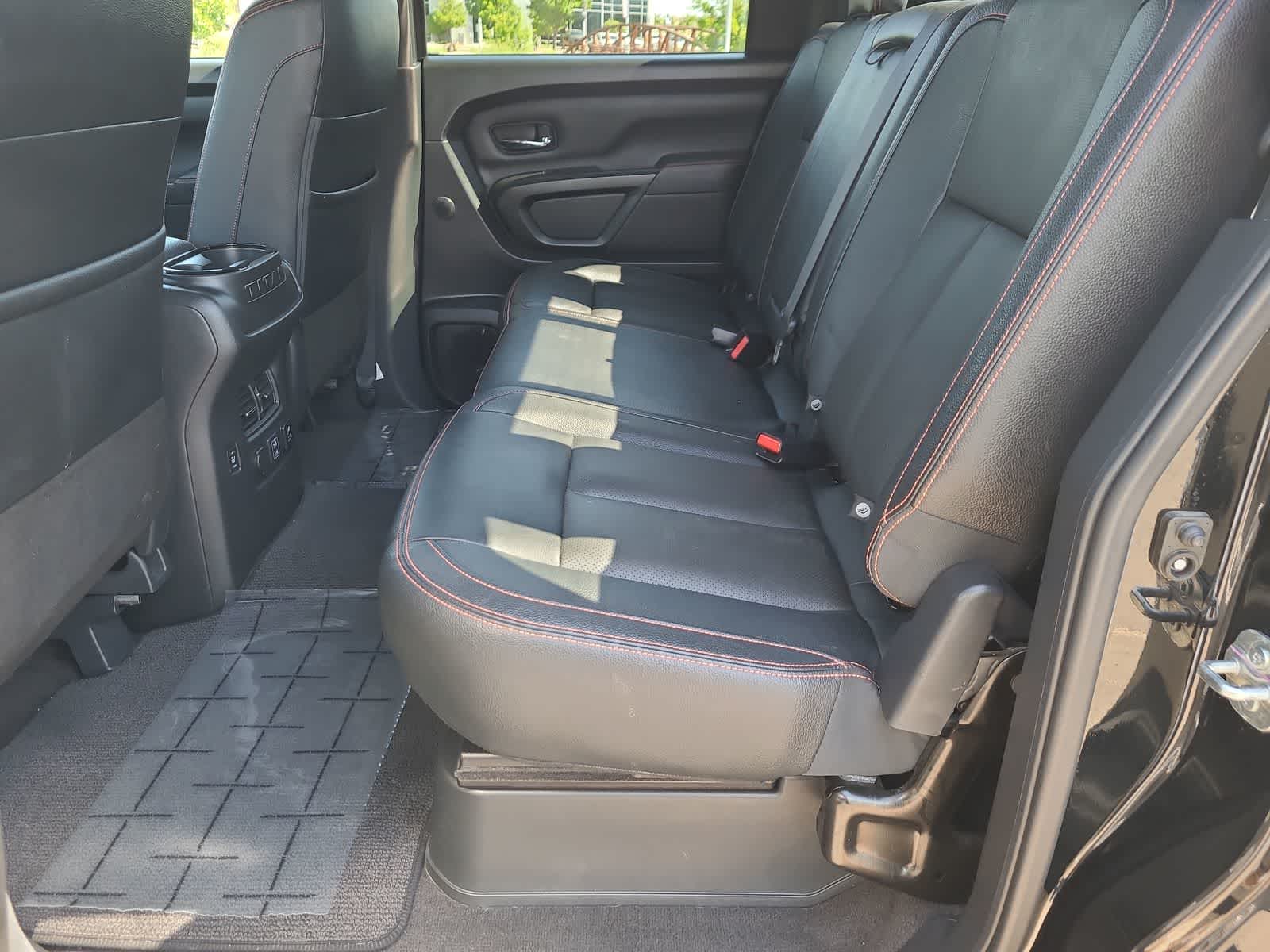 2021 Nissan Titan PRO-4X 21