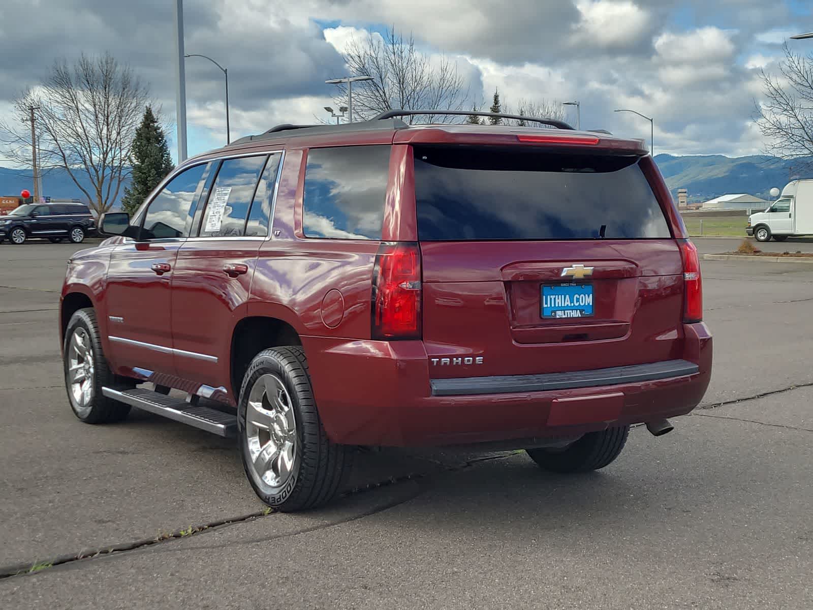 Thumbnail: 2017 Chevrolet Tahoe - 12