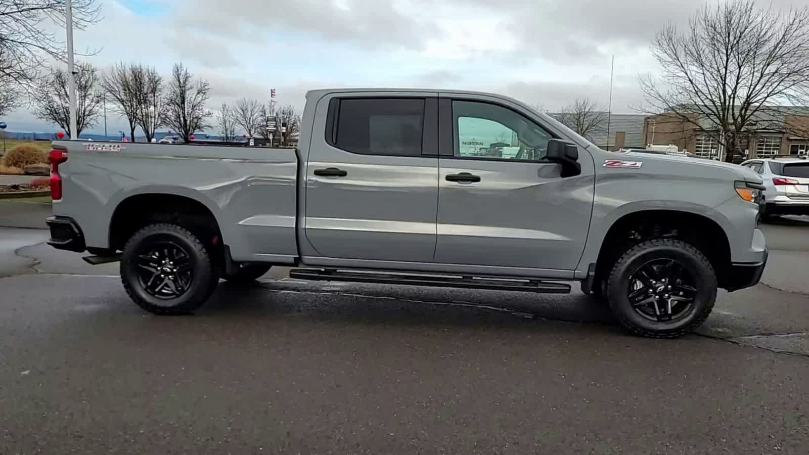 Thumbnail: 2025 Chevrolet Silverado 1500 - 9