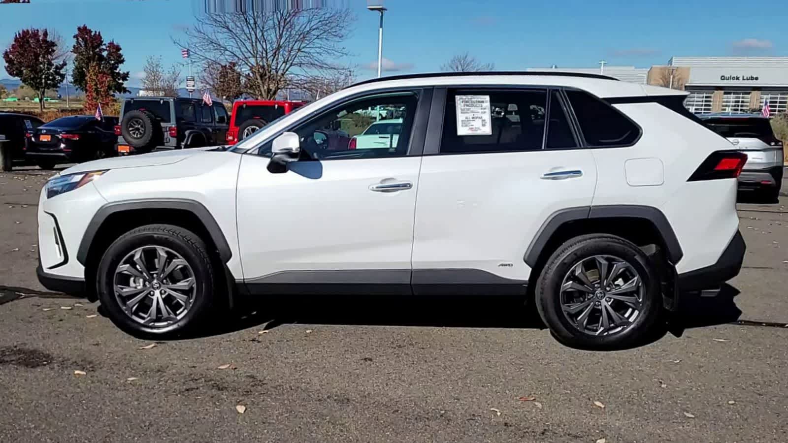 Thumbnail: 2024 Toyota RAV4 - 5