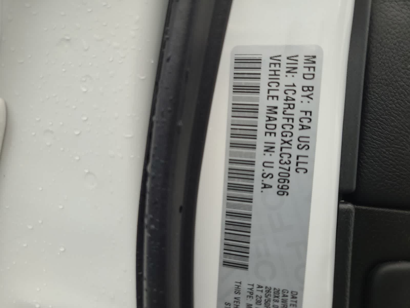 Thumbnail: 2020 Jeep Grand Cherokee - 29