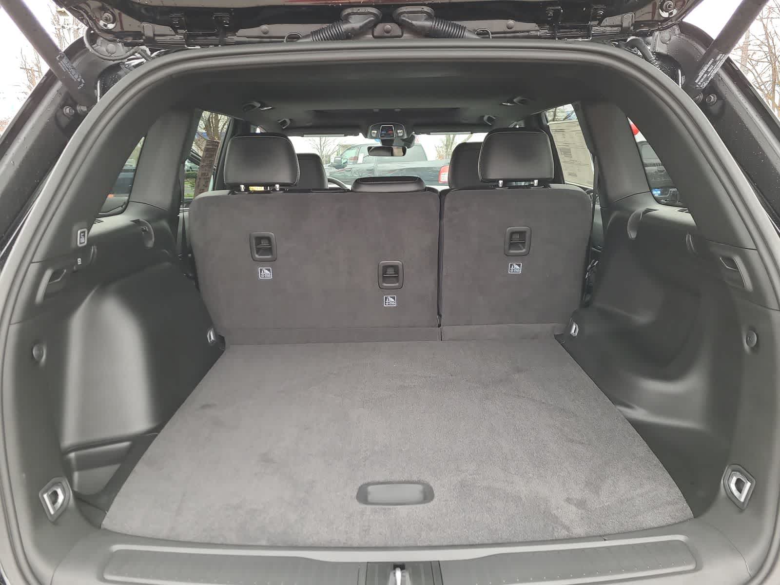 Thumbnail: 2025 Jeep Grand Cherokee - 27