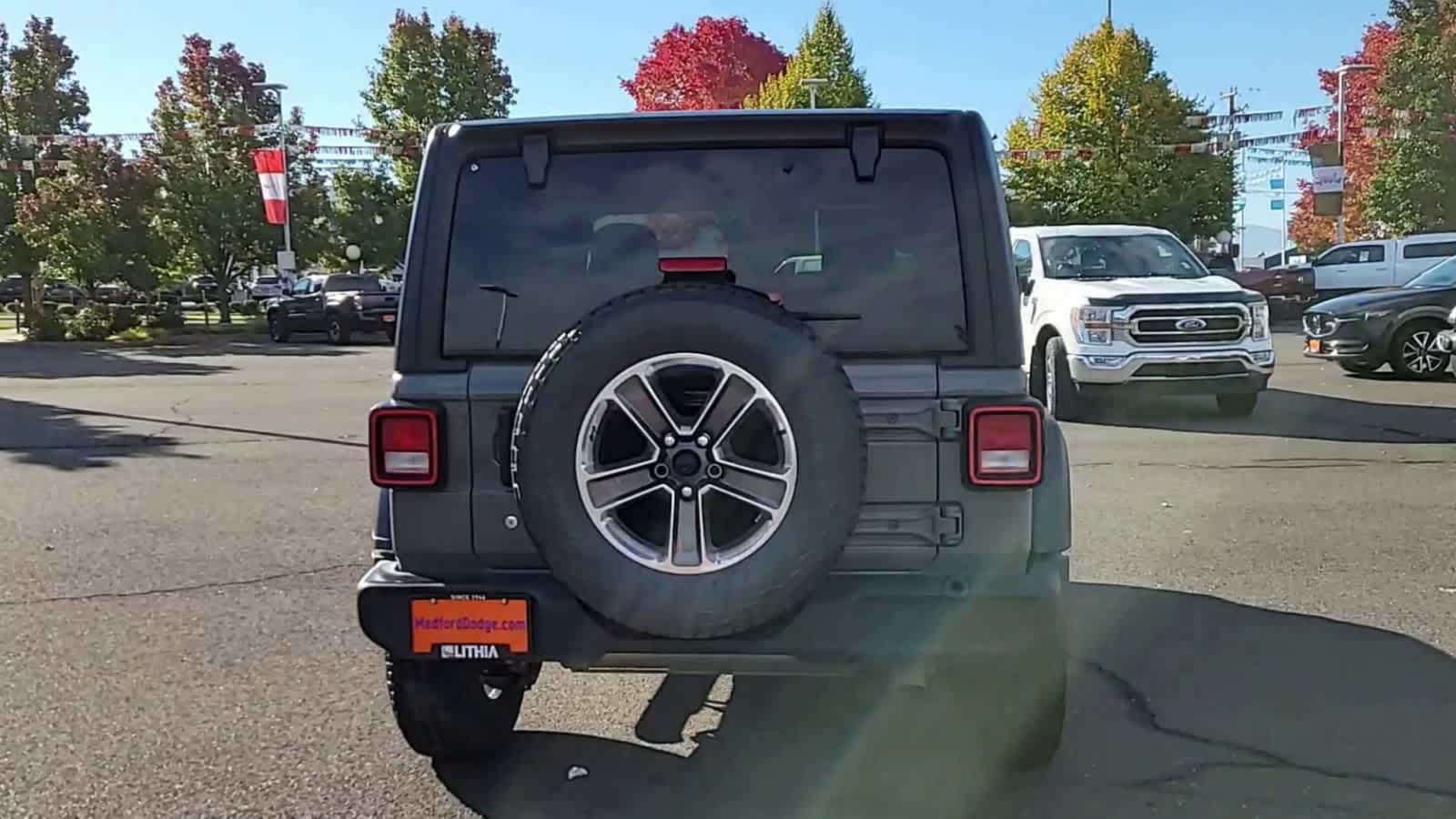 Thumbnail: 2023 Jeep Wrangler - 7