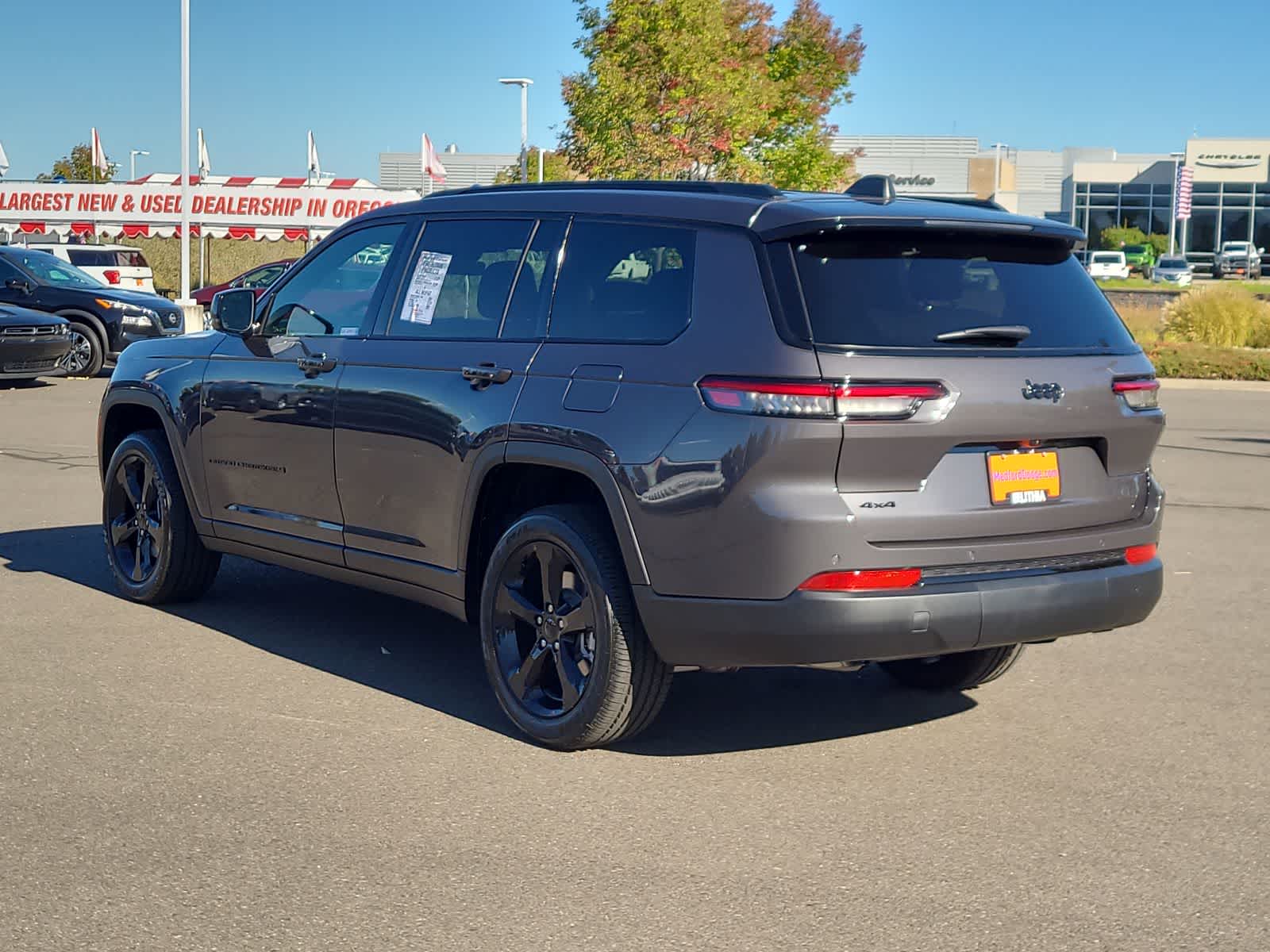 Thumbnail: 2025 Jeep Grand Cherokee - 12