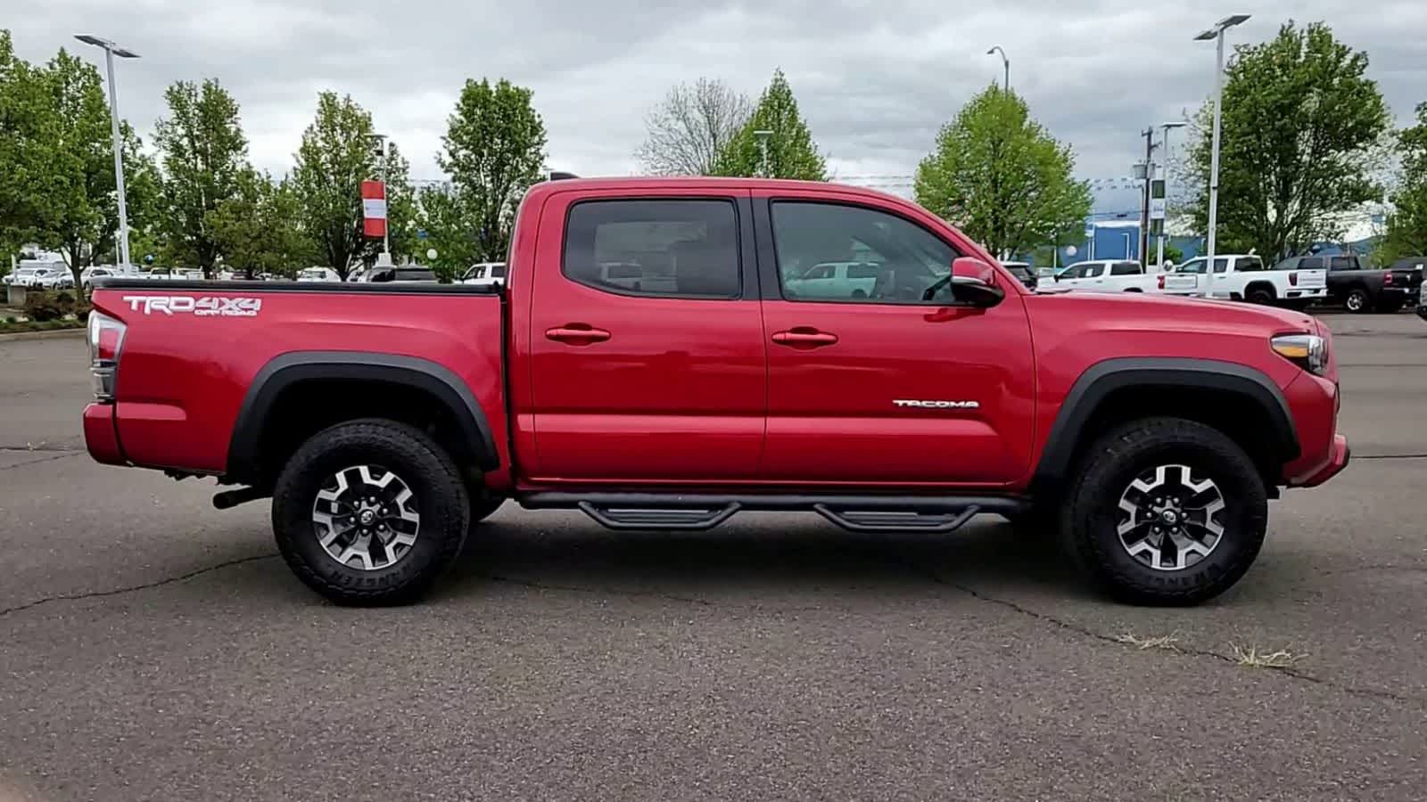 Thumbnail: 2022 Toyota Tacoma - 9